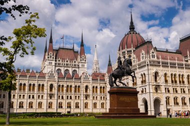 Macaristan parlamentosunun Gotik eski binası, Budapeşte