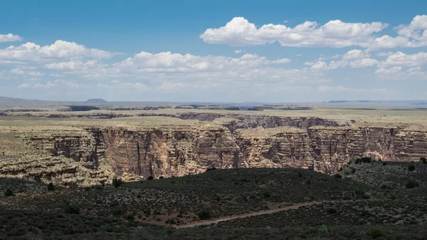 Arid Landscape Arizona Crumbling Sandstone Mountains Blue Sky — Stock Photo, Image