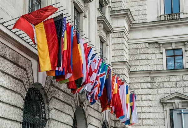 Banderas Nacionales Europa Fachada Del Edificio Osce Viena Austria — Foto de Stock