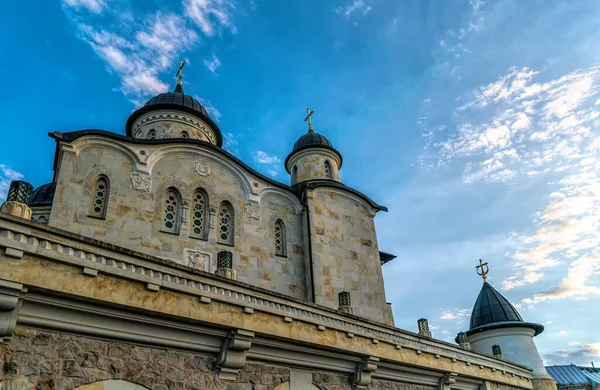 Fachada Torre Sineira Antigo Mosteiro Zvirinets Kiev Ucrânia — Fotografia de Stock