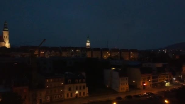 Widok na miasto noc warkotem w Polsce — Wideo stockowe