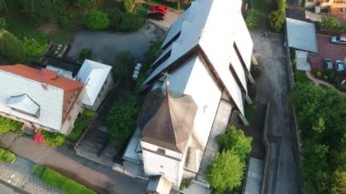 Dronu Kilisesi eski Lehçe City üzerinden görüntülemek