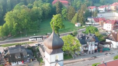 Dronu Kilisesi eski Lehçe City üzerinden görüntülemek