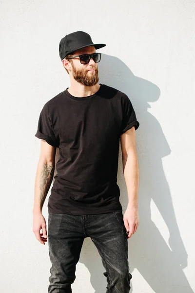 Hipster Handsome Male Model Beard Wearing Black Blank Shirt Space — Stock Photo, Image