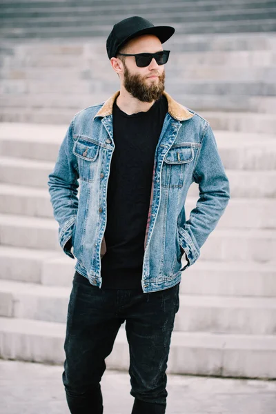 Hipster Handsome Male Model Beard Wearing Black Blank Shirt — Stock Photo, Image