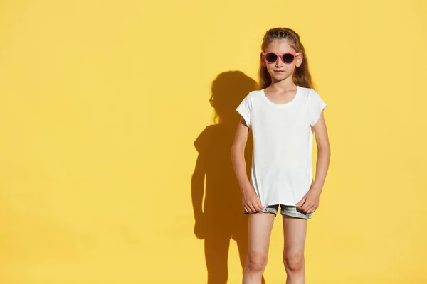 Kid Girl Wearing White Shirt Space Your Logo Design Yellow — Stock Photo, Image