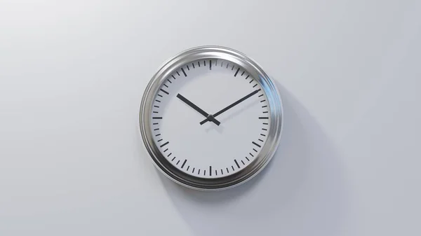 Relógio Cromado Brilhante Numa Parede Branca Dez Dez Tempo — Fotografia de Stock
