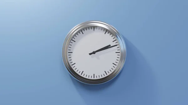 Глянцевые Хромированные Часы Голубой Стене Двенадцать Минут Третьего Время — стоковое фото