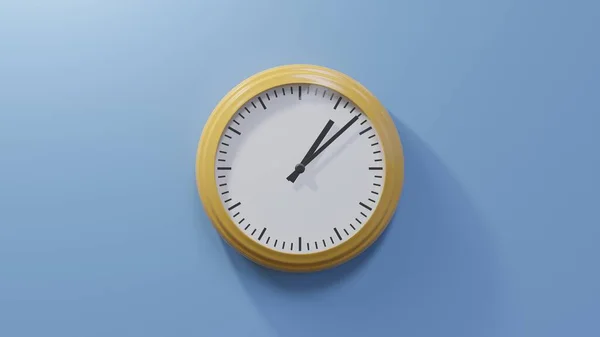 Relógio Laranja Brilhante Numa Parede Azul Oito Uma Tempo — Fotografia de Stock