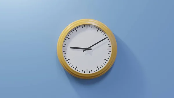 Relógio Laranja Brilhante Numa Parede Azul Dez Nove Tempo — Fotografia de Stock
