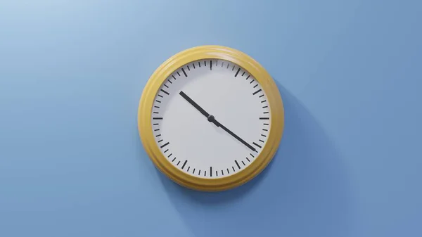 Reloj Naranja Brillante Una Pared Azul Las Diez Una Tiempo —  Fotos de Stock