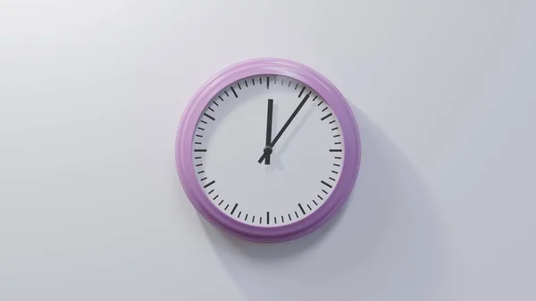 Reloj Rosa Brillante Una Pared Blanca Las Doce Seis Hora — Foto de Stock