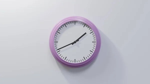 Reloj Rosa Brillante Una Pared Blanca Una Cuarenta Hora — Foto de Stock