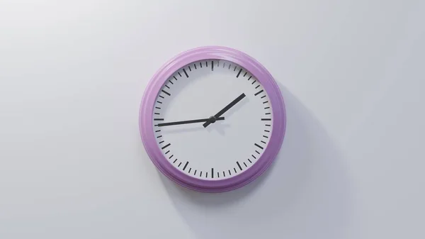 Reloj Rosa Brillante Una Pared Blanca Una Cuarenta Cuatro Hora —  Fotos de Stock