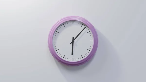 Glänzend Rosa Uhr Einer Weißen Wand Sieben Nach Sechs Ist — Stockfoto