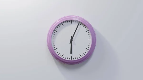Relógio Rosa Brilhante Numa Parede Branca 16H00 Tempo — Fotografia de Stock