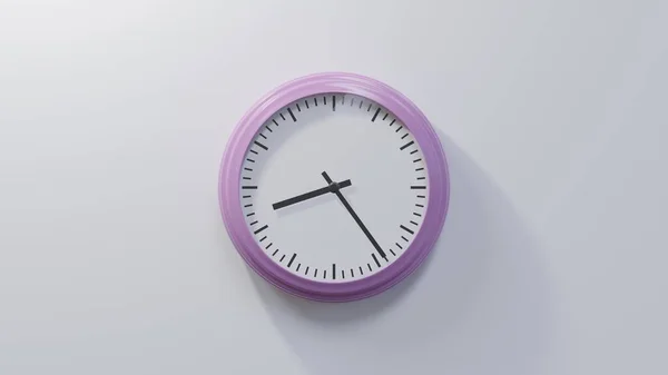 Glänzend Rosa Uhr Einer Weißen Wand Vierundzwanzig Nach Acht Ist — Stockfoto