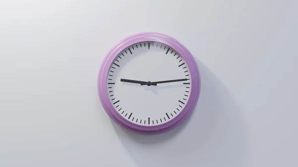 Glänzend Rosa Uhr Einer Weißen Wand Vierzehn Nach Neun Ist — Stockfoto