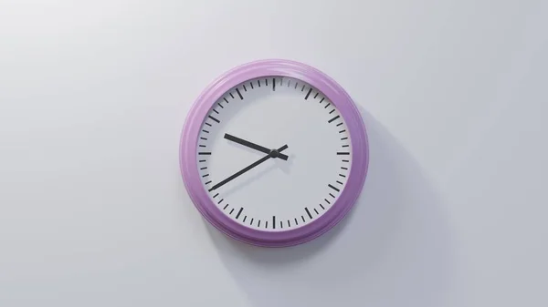 Glänzend Rosa Uhr Einer Weißen Wand Zwanzig Vor Zehn Ist — Stockfoto