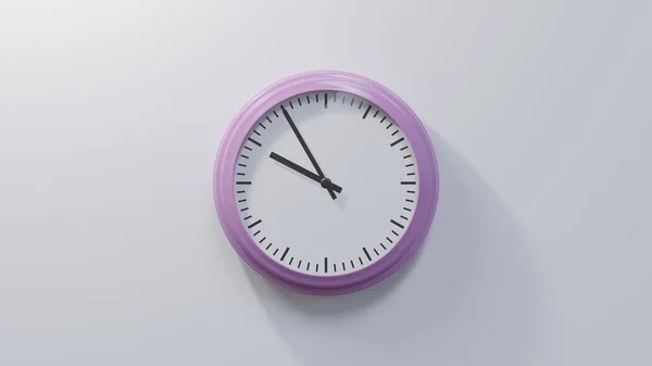 Relógio Rosa Brilhante Uma Parede Branca Cinco Dez Tempo — Fotografia de Stock