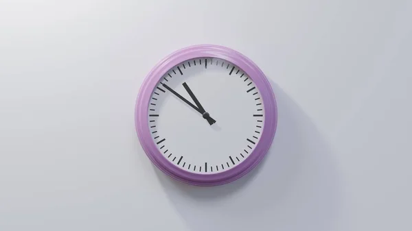 Glänzend Rosa Uhr Einer Weißen Wand Einundfünfzig Nach Zehn Ist — Stockfoto