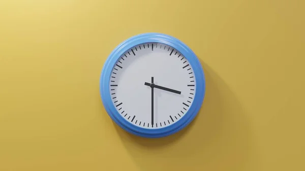 Glänzend Blaue Uhr Einer Orangefarbenen Wand Halb Drei Ist Oder — Stockfoto