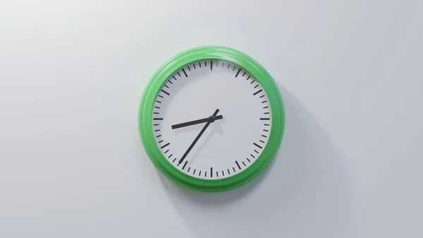 Relógio Verde Brilhante Numa Parede Branca Tempo — Fotografia de Stock