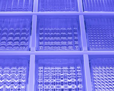 Mor cam blok duvar deseni, arkaplan