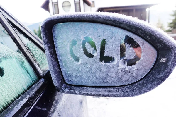 Palabra Inglés Cold Written Frozen Rear View Mirror — Foto de Stock