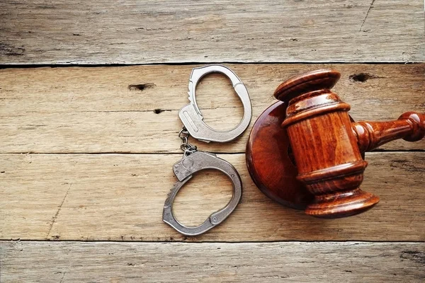 One Law Concept Judge Hammer Handcuffs Wooden Background — Stock Photo, Image