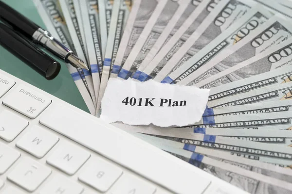 401K Plan Escrito Pedazo Papel Por Encima Dólares Estadounidenses Efectivo — Foto de Stock