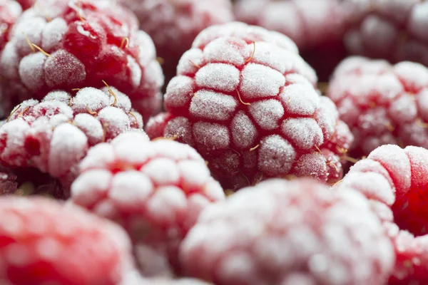 Muy Cerca Frambuesas Congeladas Sabrosa Fruta Del Bosque Para Invierno — Foto de Stock