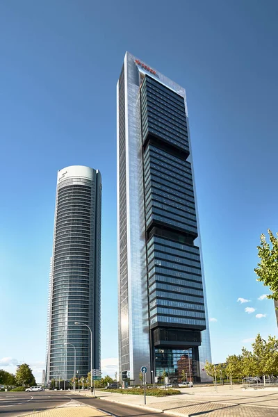 Madrid 'deki modern ofis binası
