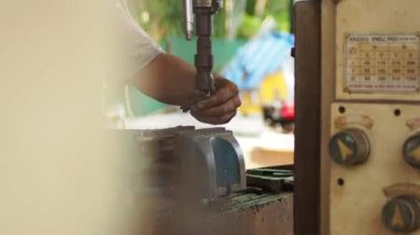 Atölyeye sondaj makinesi kurulumu