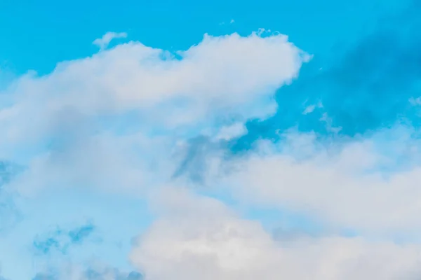 Textura Azul Céu Com Nuvens Brancas Suaves Fundo — Fotografia de Stock