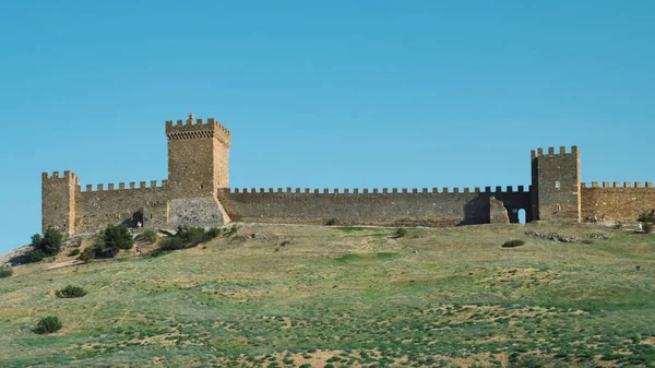 The ancient stone fortress — Stock Photo, Image