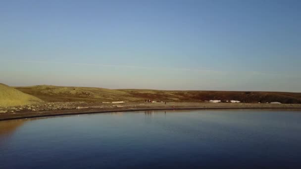 Panorama studené divočina Severního ledového oceánu na nové země Vaigach ruské Severní. — Stock video