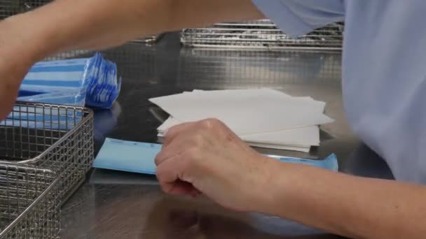 Hands of women and medical instruments. — Stock Video