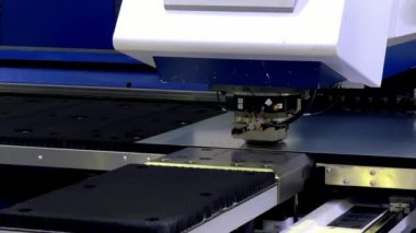 Kesme delik delikli sac sanayi Cnc makine, damgalama.