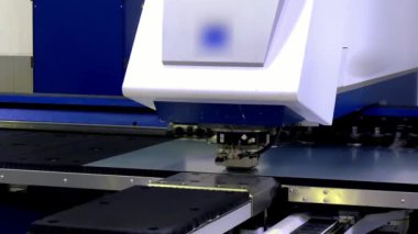 Kesme delik delikli sac sanayi Cnc makine, damgalama.
