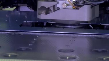 Kesme delik delikli sac sanayi Cnc makine, damgalama.