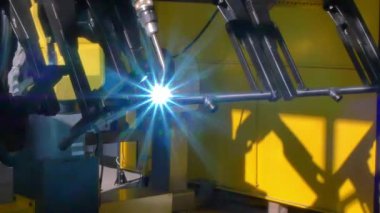 Demir lazer argon fabrikasında endüstriyel Cnc makine üzerinde kaynak metal.