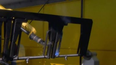 Demir lazer argon fabrikasında endüstriyel Cnc makine üzerinde kaynak metal.
