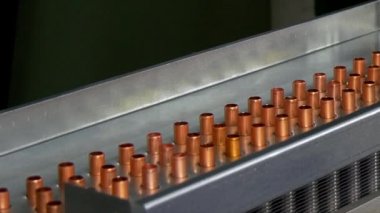 Endüstriyel Cnc makine üzerinde metal bakır boru imalatı.