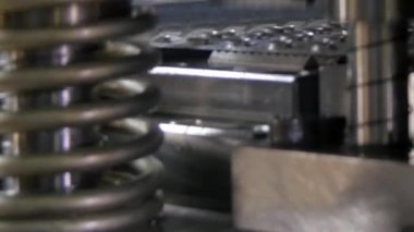 Kesme delik delikli sac sanayi Cnc makine, damgalama.