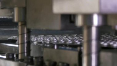 Kesme delik delikli sac sanayi Cnc makine, damgalama.