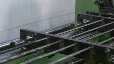 Bakır borular tüpler endüstriyel Cnc makine üzerinde bükme ve metal kesme.