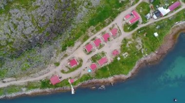 Başladığın Dalniye Zelentsy Barents Denizi havadan görünümü.