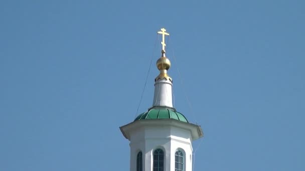 Orthodox church Holy Trinity Cathedral. — Stock Video