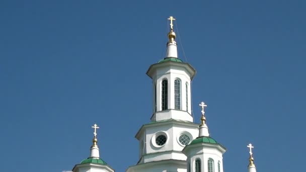 Orthodox church Holy Trinity Cathedral. — Stock Video